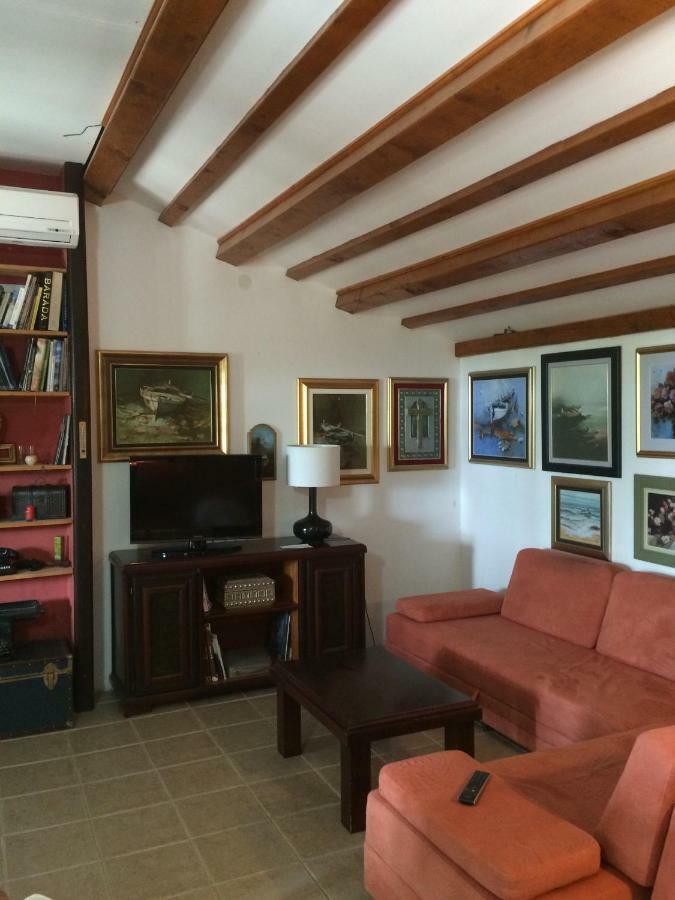 Apartments Picasso Komiza Bagian luar foto