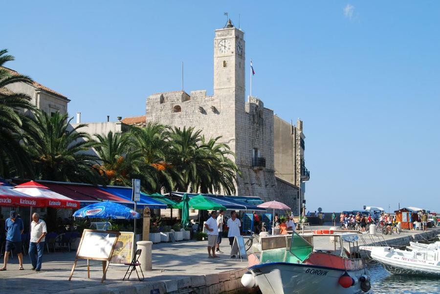 Apartments Picasso Komiza Bagian luar foto