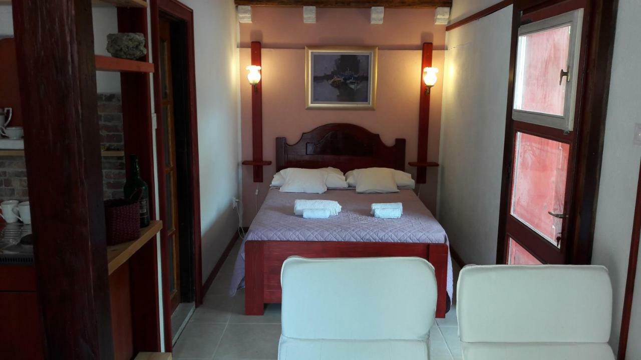 Apartments Picasso Komiza Bagian luar foto