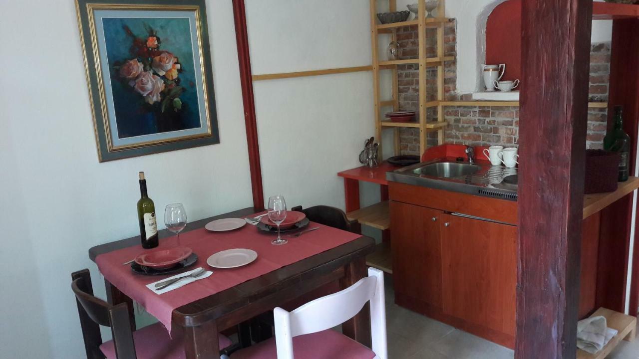 Apartments Picasso Komiza Bagian luar foto